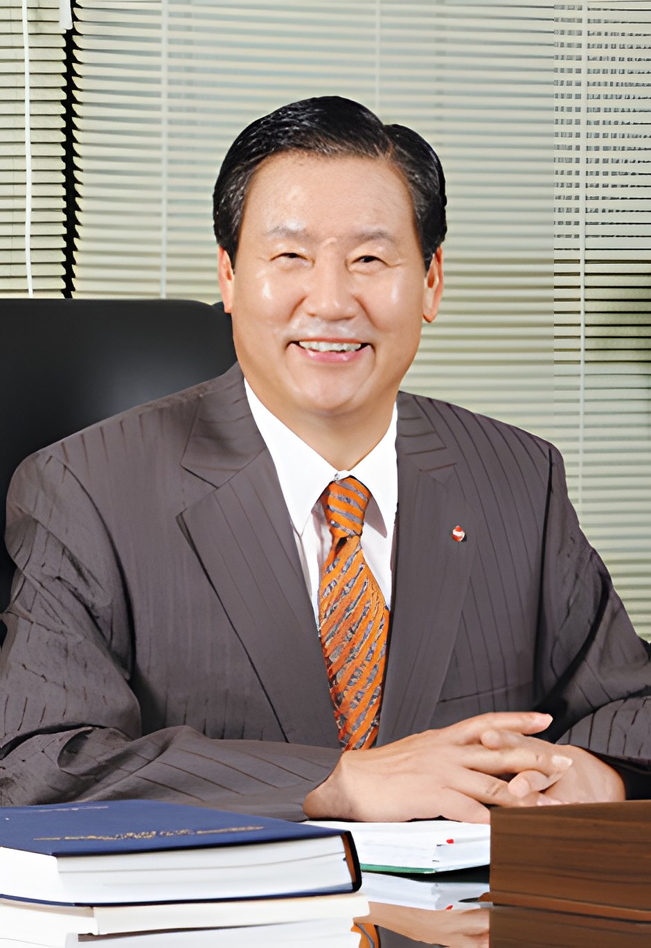 회장 손인국